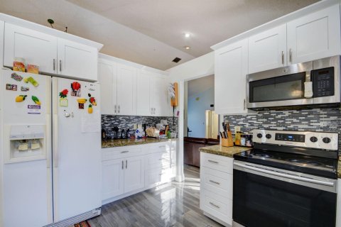 Casa en venta en Boynton Beach, Florida, 4 dormitorios, 211.72 m2 № 2254491 - foto 15