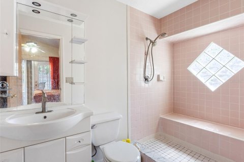 House in Saint Petersburg, Florida 3 bedrooms, 104.33 sq.m. № 1761348 - photo 8