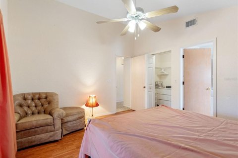 House in Saint Petersburg, Florida 3 bedrooms, 104.33 sq.m. № 1761348 - photo 7