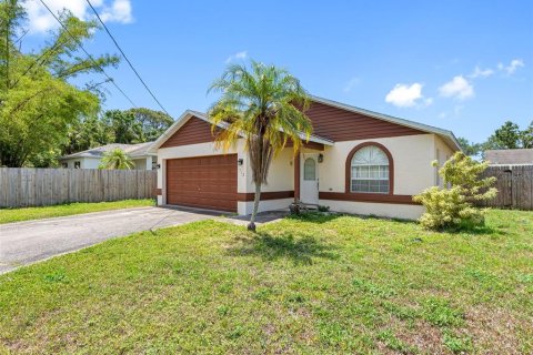 House in Saint Petersburg, Florida 3 bedrooms, 104.33 sq.m. № 1761348 - photo 21