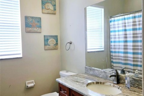 House in Port St. Lucie, Florida 4 bedrooms, 208.29 sq.m. № 2083011 - photo 10