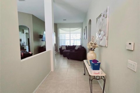 House in Port St. Lucie, Florida 4 bedrooms, 208.29 sq.m. № 2083011 - photo 4