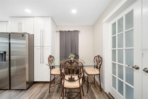 Villa ou maison à vendre à Sarasota, Floride: 3 chambres, 120.77 m2 № 2388585 - photo 22