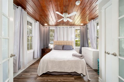 Villa ou maison à vendre à Sarasota, Floride: 3 chambres, 120.77 m2 № 2388585 - photo 24