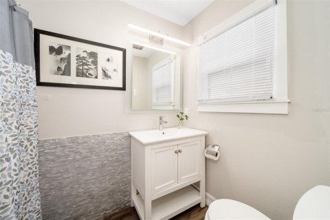 Villa ou maison à vendre à Sarasota, Floride: 3 chambres, 120.77 m2 № 2388585 - photo 21