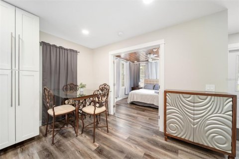 Villa ou maison à vendre à Sarasota, Floride: 3 chambres, 120.77 m2 № 2388585 - photo 23