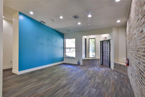 Propiedad comercial en alquiler en Palm Coast, Florida, 248.98 m2 № 2098800 - foto 20