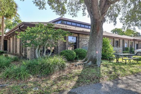 Propiedad comercial en alquiler en Palm Coast, Florida, 248.98 m2 № 2098800 - foto 2
