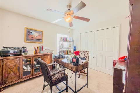 House in Winter Haven, Florida 4 bedrooms, 144.93 sq.m. № 2108855 - photo 21