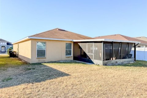 House in Winter Haven, Florida 4 bedrooms, 144.93 sq.m. № 2108855 - photo 6