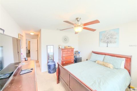 House in Winter Haven, Florida 4 bedrooms, 144.93 sq.m. № 2108855 - photo 25