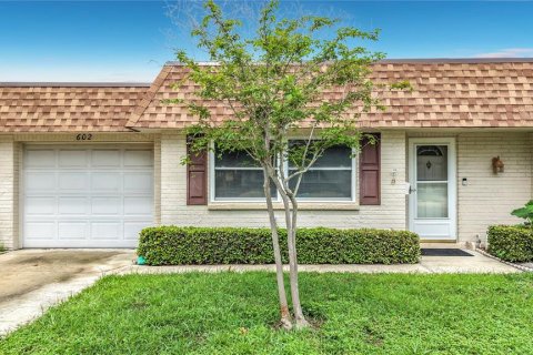 House in Largo, Florida 1 bedroom, 95.5 sq.m. № 2304381