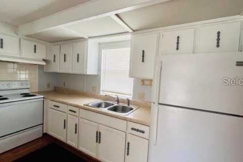 Apartment in Intercession City, Florida 2 bedrooms, 78.04 sq.m. № 1875786 - photo 3