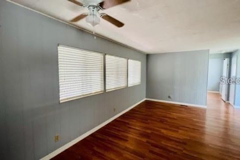 Apartment in Intercession City, Florida 2 bedrooms, 78.04 sq.m. № 1875786 - photo 4