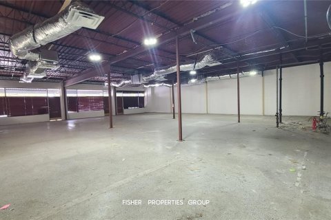 Commercial property in Tampa, Florida 273.13 sq.m. № 2167782 - photo 3