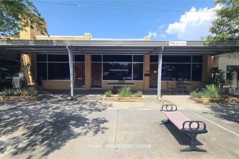 Commercial property in Tampa, Florida 273.13 sq.m. № 2167782