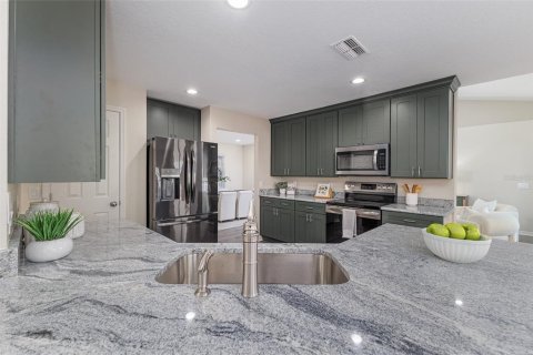 Casa en venta en Polk City, Florida, 3 dormitorios, 178 m2 № 2207566 - foto 11