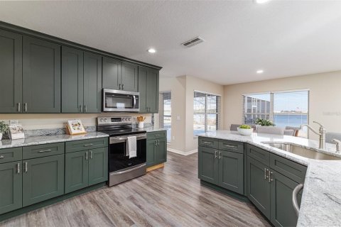 Casa en venta en Polk City, Florida, 3 dormitorios, 178 m2 № 2207566 - foto 9