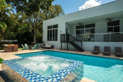 Villa ou maison à louer à Fort Lauderdale, Floride: 5 chambres, 197.6 m2 № 2288443 - photo 19