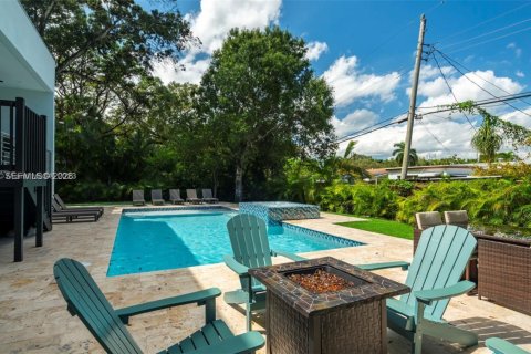 Villa ou maison à louer à Fort Lauderdale, Floride: 5 chambres, 197.6 m2 № 2288443 - photo 26