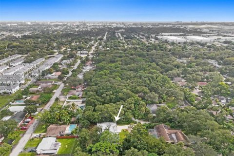 Villa ou maison à louer à Fort Lauderdale, Floride: 5 chambres, 197.6 m2 № 2288443 - photo 27