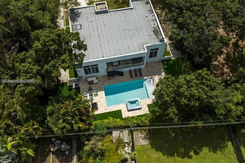 Villa ou maison à louer à Fort Lauderdale, Floride: 5 chambres, 197.6 m2 № 2288443 - photo 12