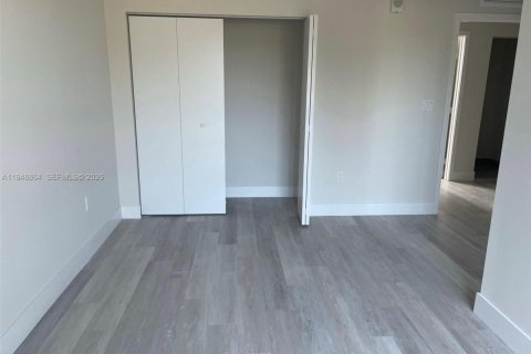 Touwnhouse à louer à Miami, Floride: 2 chambres, 129.32 m2 № 2006780 - photo 8