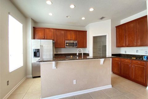 Touwnhouse à louer à Windermere, Floride: 3 chambres, 152.73 m2 № 2149454 - photo 4