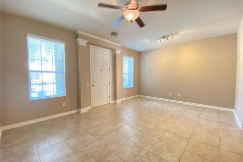 Touwnhouse à louer à Windermere, Floride: 3 chambres, 152.73 m2 № 2149454 - photo 2