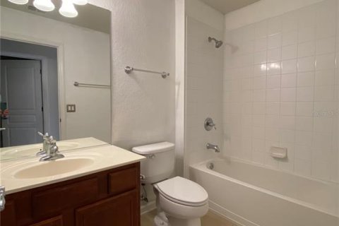Touwnhouse à louer à Windermere, Floride: 3 chambres, 152.73 m2 № 2149454 - photo 14