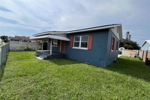 House in Mulberry, Florida 2 bedrooms, 84.08 sq.m. № 2230810 - photo 4
