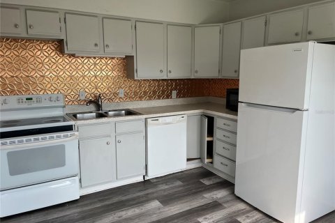 House in Mulberry, Florida 2 bedrooms, 84.08 sq.m. № 2230810 - photo 11