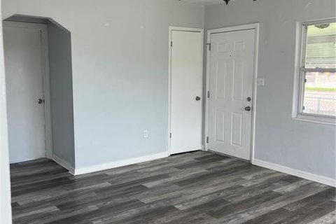 House in Mulberry, Florida 2 bedrooms, 84.08 sq.m. № 2230810 - photo 15