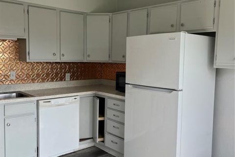 House in Mulberry, Florida 2 bedrooms, 84.08 sq.m. № 2230810 - photo 12