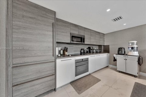 Copropriété à vendre à Sunny Isles Beach, Floride: 3 chambres, 158.4 m2 № 1994763 - photo 10
