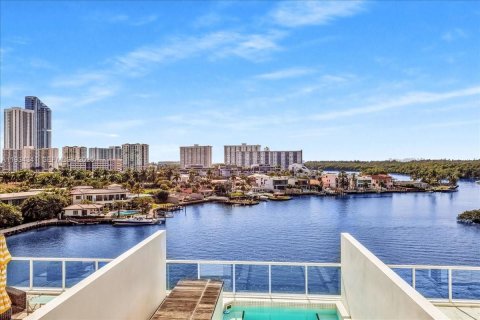 Copropriété à vendre à Sunny Isles Beach, Floride: 3 chambres, 158.4 m2 № 1994763 - photo 25