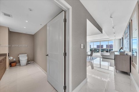 Copropriété à vendre à Sunny Isles Beach, Floride: 3 chambres, 158.4 m2 № 1994763 - photo 6