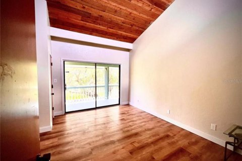 Condo in Haines City, Florida, 2 bedrooms  № 1911990 - photo 6