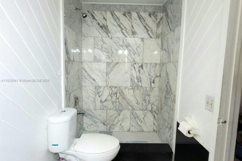 Condominio en venta en Hialeah, Florida, 2 dormitorios, 117.06 m2 № 1814077 - foto 7