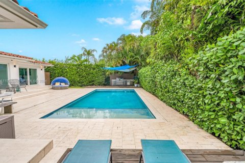 Купить виллу или дом в Майами-Шорс, Флорида 3 спальни, 171.68м2, № 2011221 - фото 6