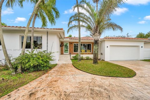 Купить виллу или дом в Майами-Шорс, Флорида 3 спальни, 171.68м2, № 2011221 - фото 7