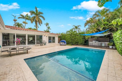 Купить виллу или дом в Майами-Шорс, Флорида 3 спальни, 171.68м2, № 2011221 - фото 11