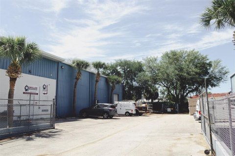 Propiedad comercial en alquiler en Orlando, Florida, 127.74 m2 № 1544687 - foto 3