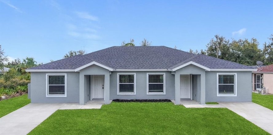 Immobilier commercial à Englewood, Floride 4 chambres, 195.47 m2 № 1903121