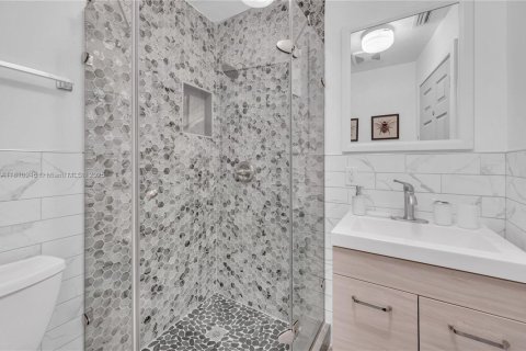 Casa en venta en Dania Beach, Florida, 5 dormitorios, 124.58 m2 № 1768230 - foto 26