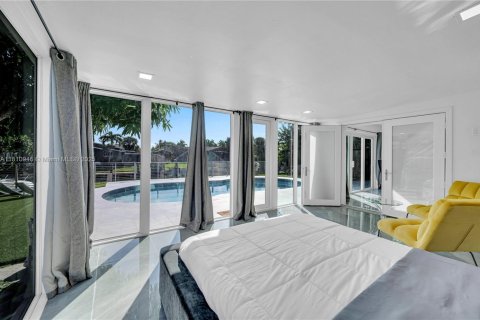 Casa en venta en Dania Beach, Florida, 5 dormitorios, 124.58 m2 № 1768230 - foto 15