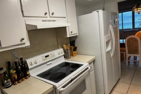 Copropriété à louer à Miami Beach, Floride: 1 chambre, 91.04 m2 № 1482459 - photo 30