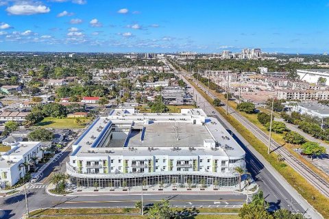 Touwnhouse à louer à Hallandale Beach, Floride: 2 chambres, 82.13 m2 № 2439169 - photo 14