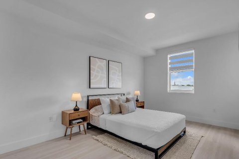 Touwnhouse à louer à Hallandale Beach, Floride: 2 chambres, 82.13 m2 № 2439169 - photo 3
