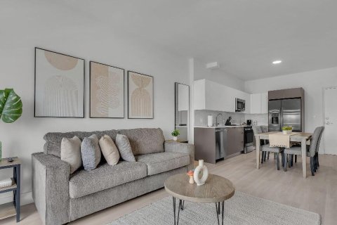 Touwnhouse à louer à Hallandale Beach, Floride: 2 chambres, 82.13 m2 № 2439169 - photo 7